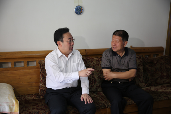 密云区委书记现任 W020170512404500058548.jpg