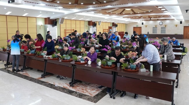 “花园城市 京彩有我”家庭园艺课堂举办